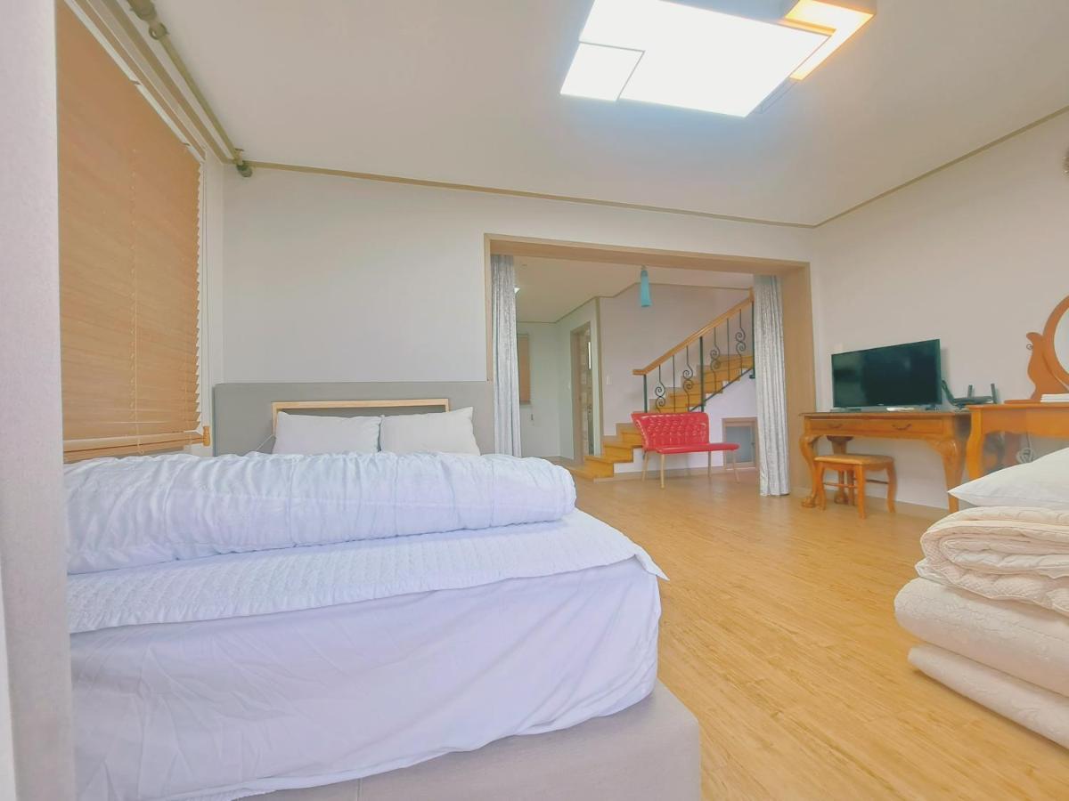 Jeju Gillime Pension Exterior foto