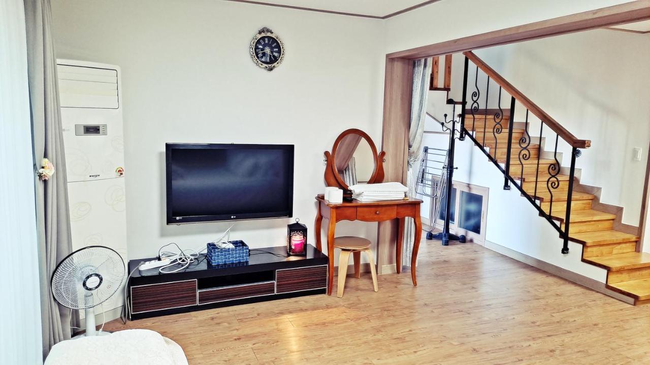 Jeju Gillime Pension Exterior foto