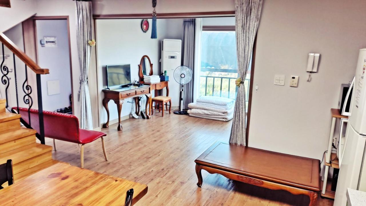 Jeju Gillime Pension Exterior foto